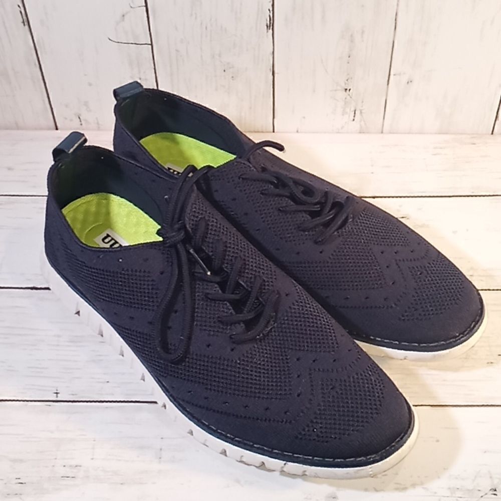Men's Lightweight Breathable Shoes